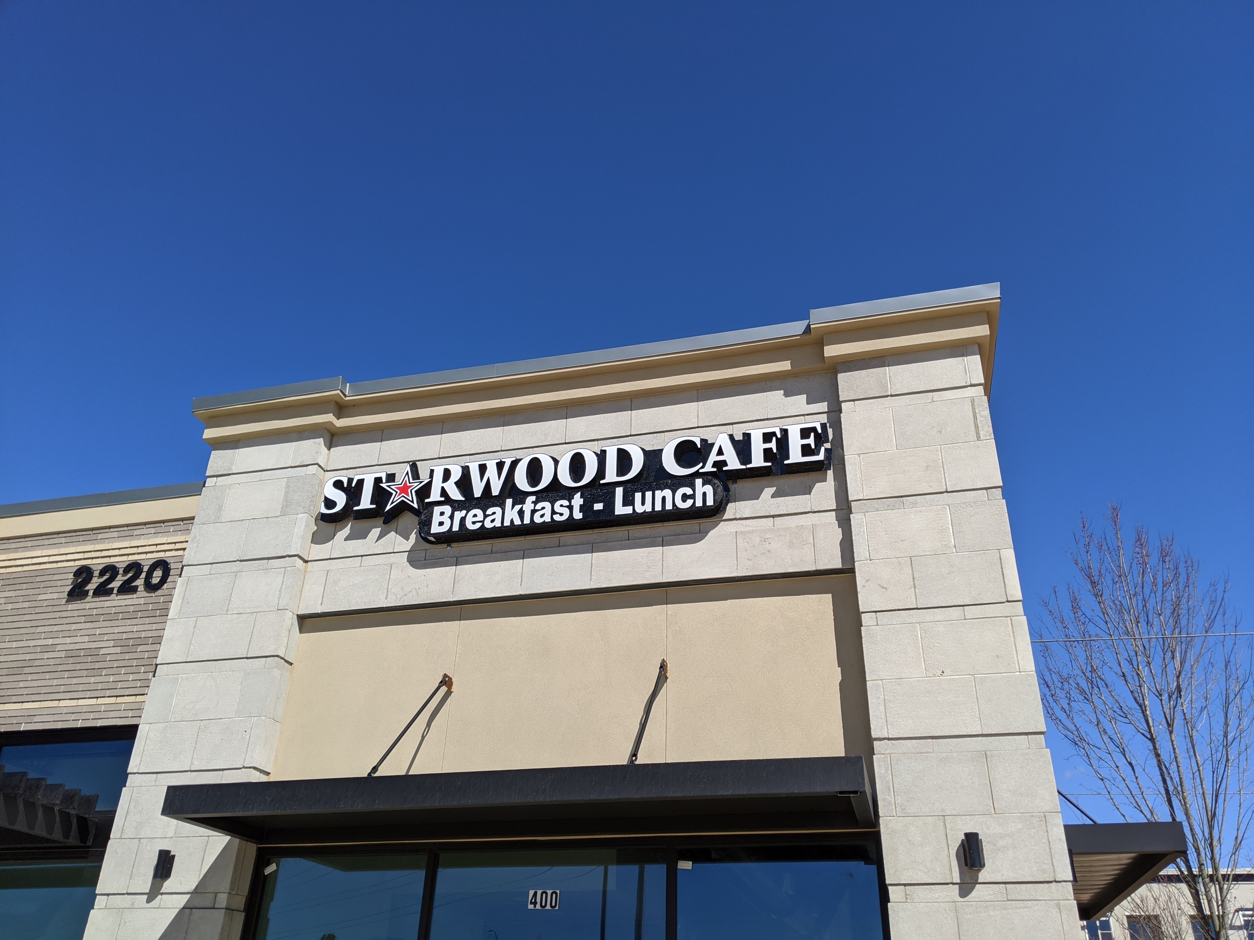 Dining at Trophy Club Town Center